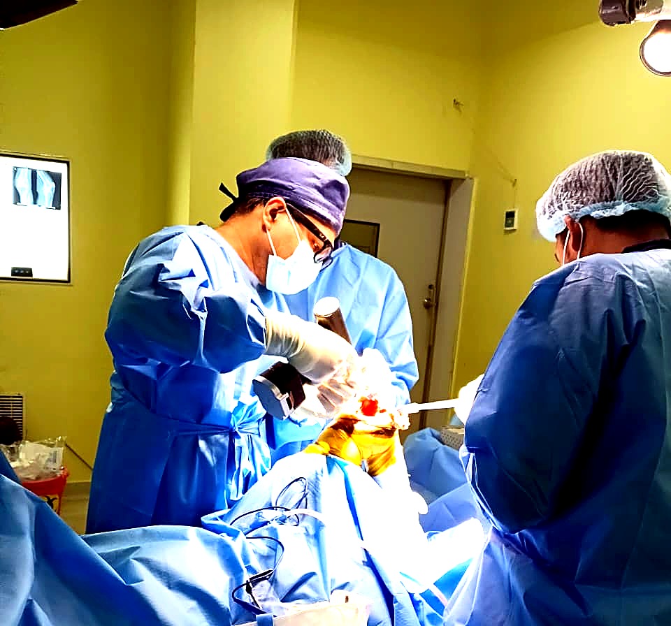 Dr. Shreyas Zalariya in the operating theatre